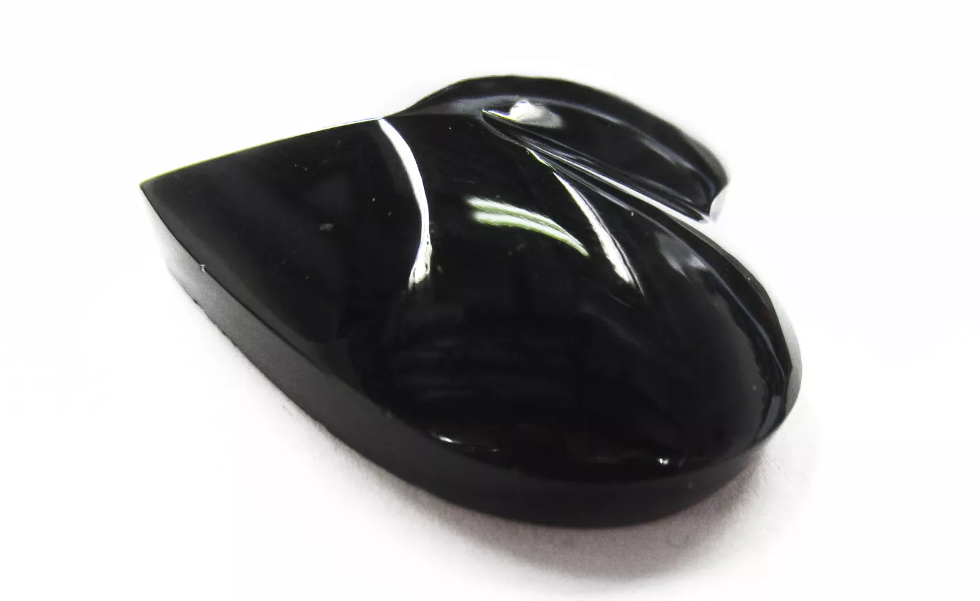 34.25mmx31.85mm Natural Rainbow Obsidian Heart Cabochon Gemstones Gems Cabs