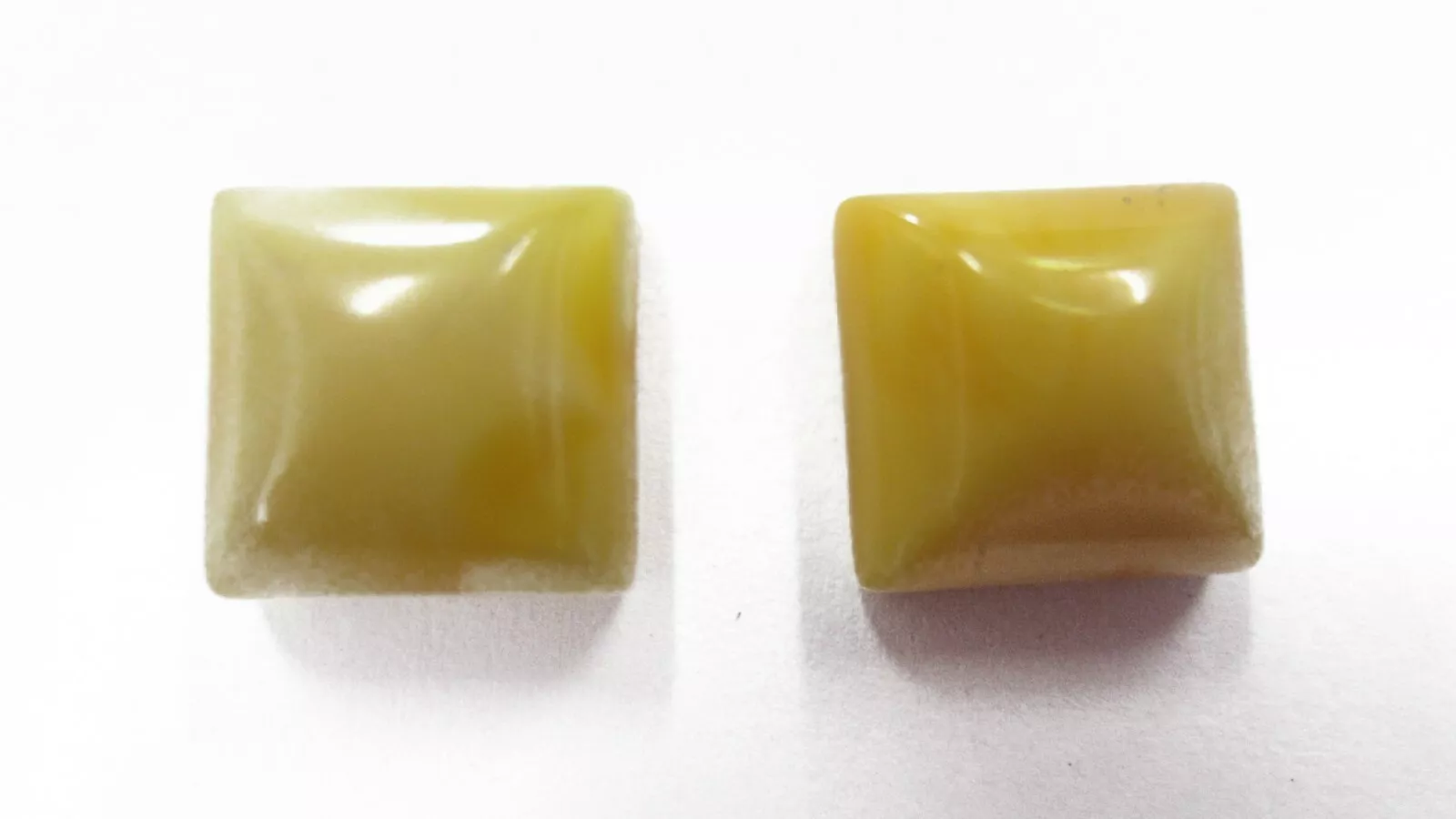 2pcs 10mm Natural Butterscotch Amber Square Calibrated Cabochon Gemstones Cab